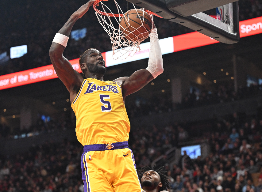 2026 世界杯举办地-湖人112-124国王遭4坏消息!艾顿仍低迷,配角起伏大,攻守全崩!